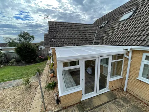 Show photo 12: Lean-to conservatory